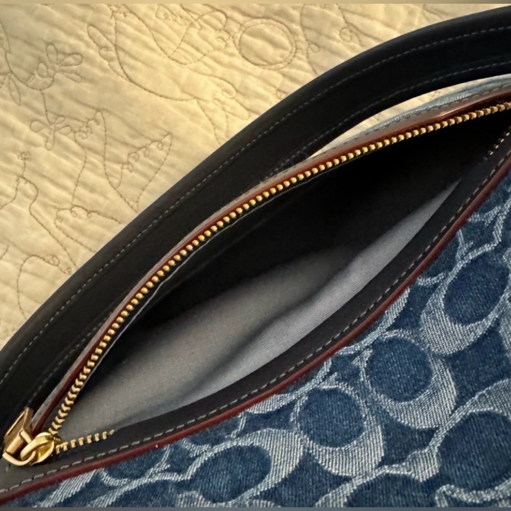 Vintage Coach Denim Shoulder Bag - Picture 3 of 11